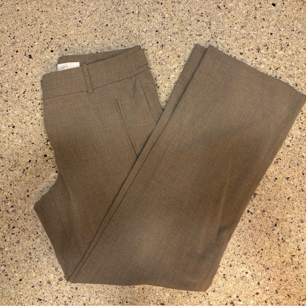 Ann Taylor Kate Pants- Taupe, Size 2